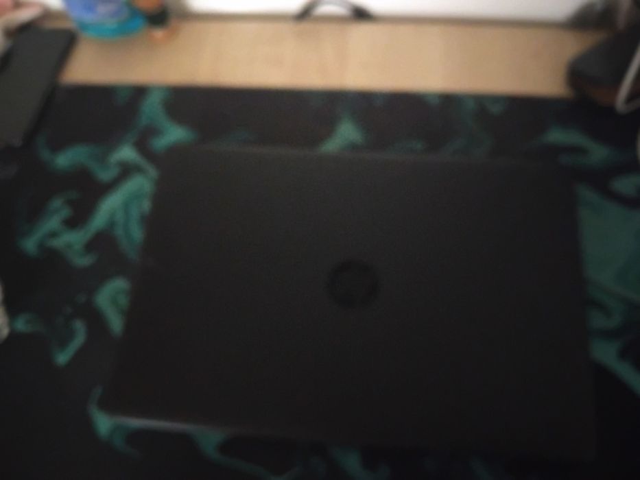 Vand laptop HP pt low gaming