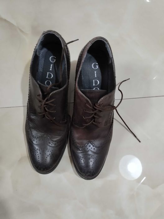 Обувки и боти, естествена кожа,36 номер,като нови