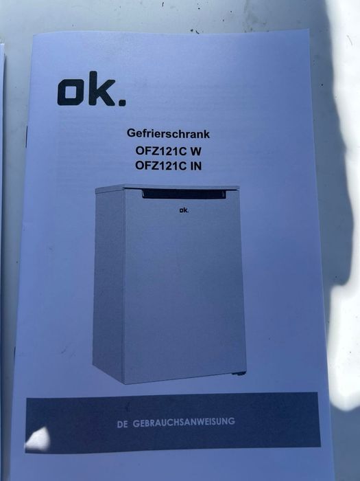 Мини фризер OK с малки забележки