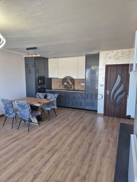 Продава се Двустаен апартамент в Пловдив, Остромила - 85 кв.м за 949 €/кв.м - Снимка #1