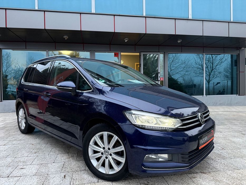 Volkswagen Touran 7 Locuri/DSG/LED/Sc.incalzite/Webasto/RAR Efectuat/Front assist/Camera