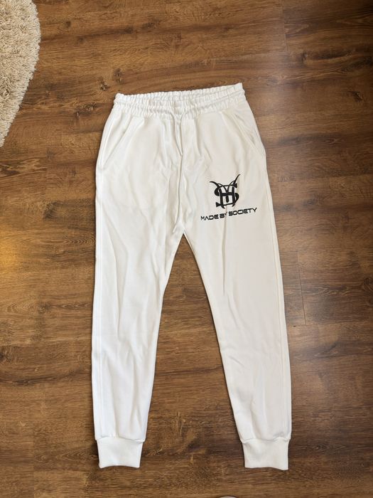 Trening Made by Society ,mai multe marimi disponibile