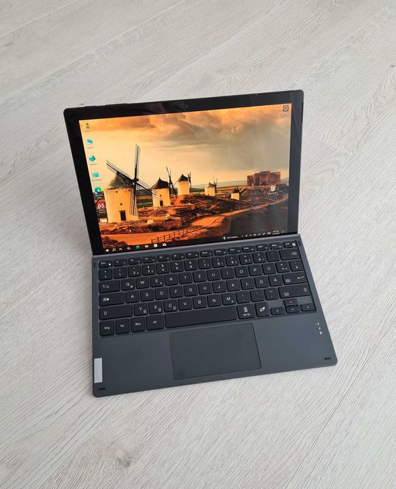 Tableta Microsoft Surface Pro 6, i5-8350U, 8 GB Ram, SSD 256 GB