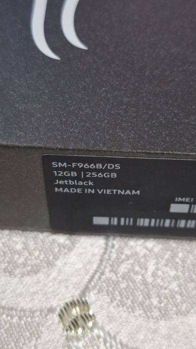 Samsung galaxy Z fold 7 12/256gb