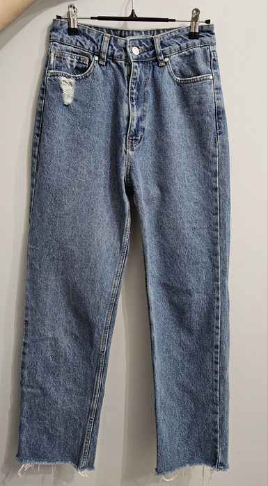 Продам женские джинсы