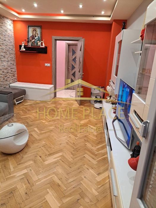 Продава се Четиристаен апартамент в Варна, Възраждане 1 - 100 кв.м за 1184 €/кв.м - Снимка #2