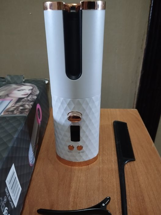 Стайлер для завивки волос.