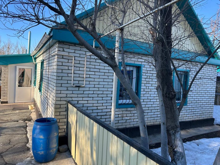 Продам дом  в п. Октябрьский