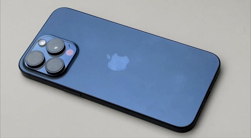 Iphone 15 pro max синий на 256гб в идеале обмен на 16 pro!!!