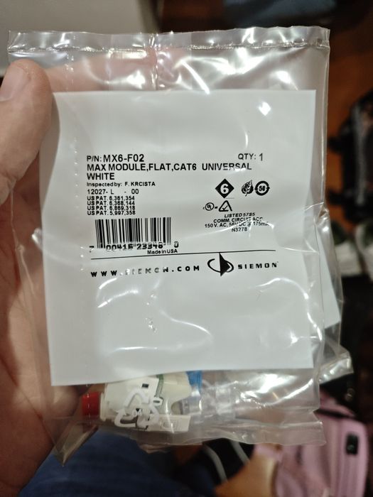 Set 20 Module Keystones Siemon CAT6 MAX (Noi/Sigilate) - MX6-F02 White sau la Bucata