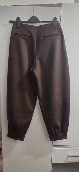 Pantaloni model Barrel pentru femei Zara,marimea Xs,material lana,maro,noi,cu eticheta