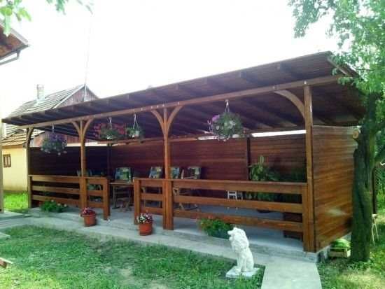 Terase, Foisoare, Cabana stil A-Frame si Case din structura de lemn