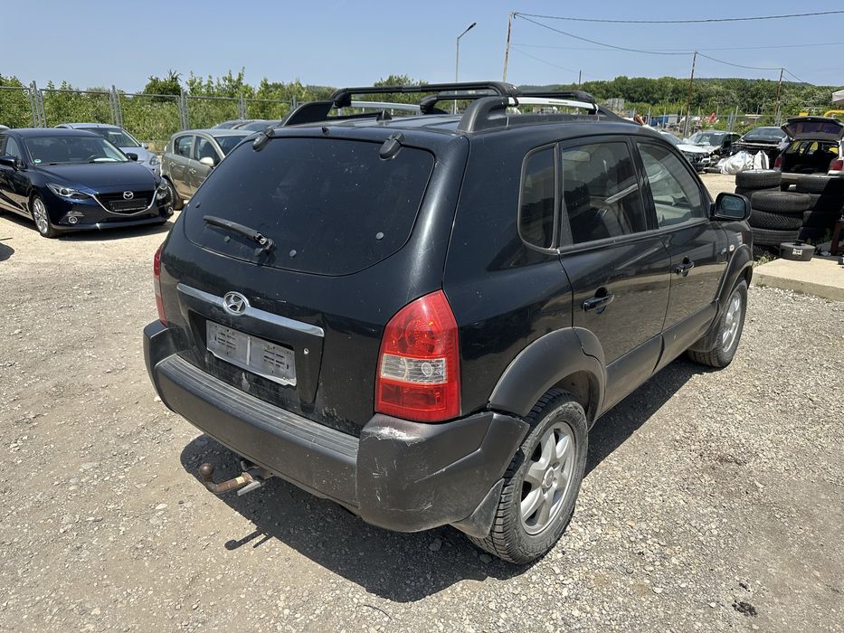 На Части Хюндай Туксон 2.0crdi-D4EA 4x4