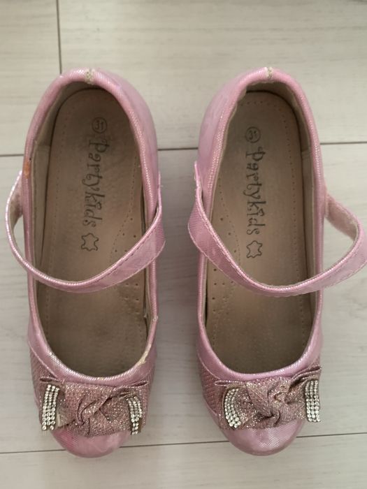 Туфли нарядные для девочек