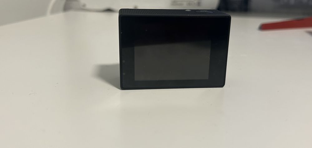 Go pro kamera.      S