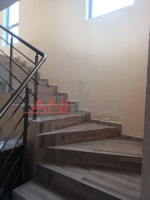 Продава се Тристаен апартамент в Варна, Галата - 82 кв.м за 996 €/кв.м - Снимка #1