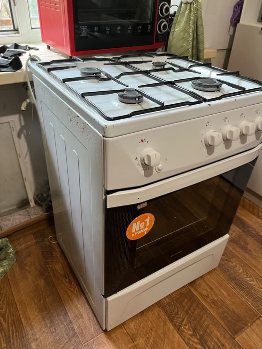 Продам газовую плиту