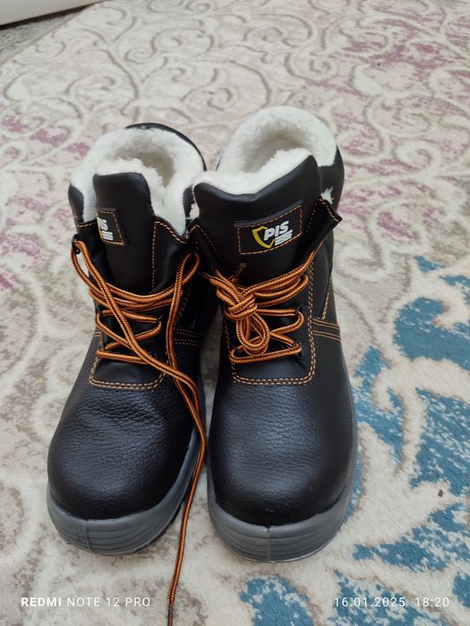 Продам обуви новый