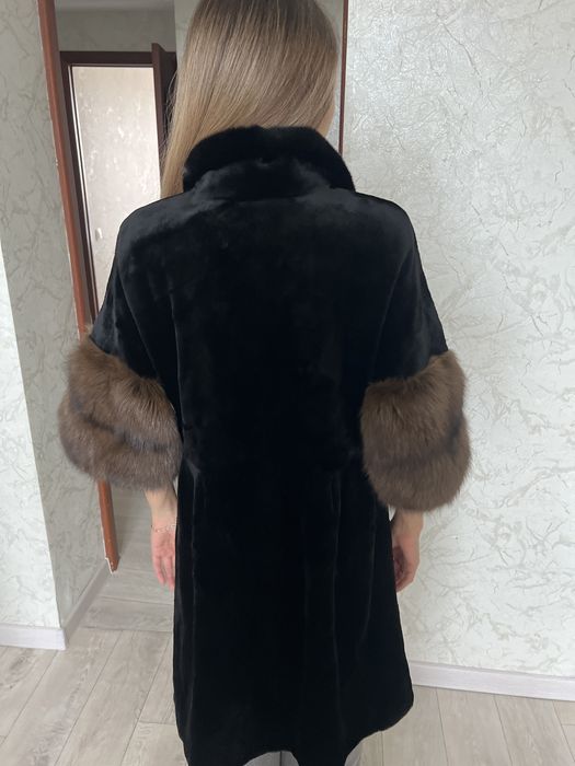 Продаю шубу норкавую