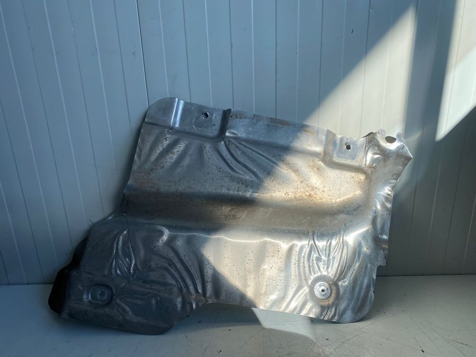 Scut termic rezervor VOLVO V60 2014-2018 31321124