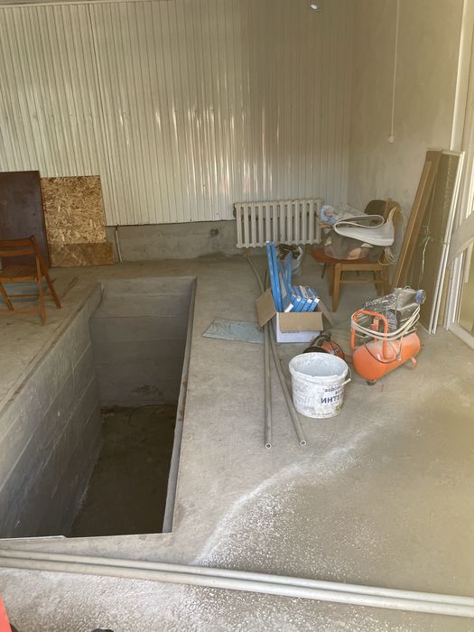 Продам комерческое здание с домом