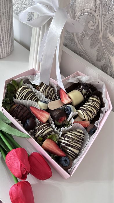 Клубника в шокколаде