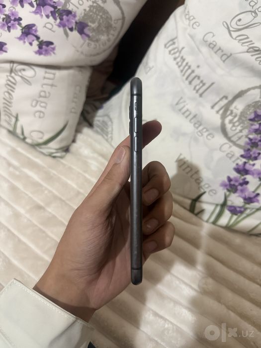 Iphone 11 ideal..