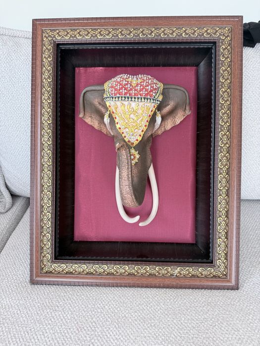 Продам картину Слон