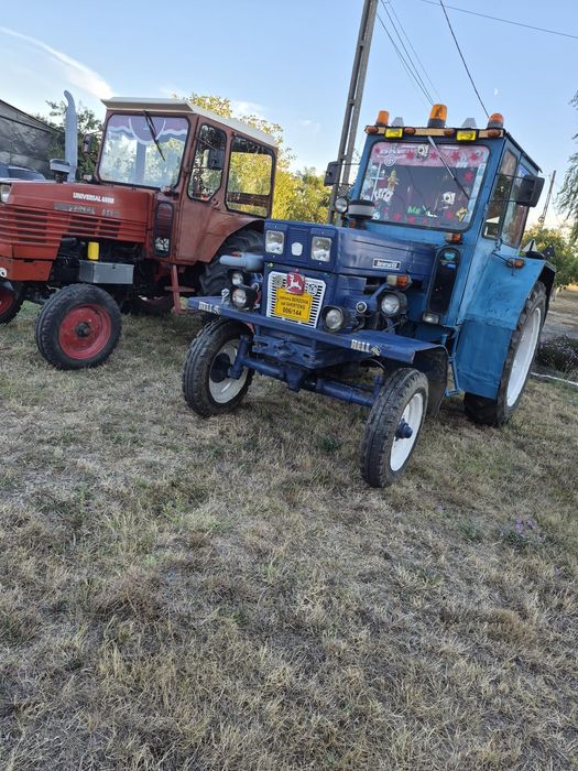 Tractor universal 650