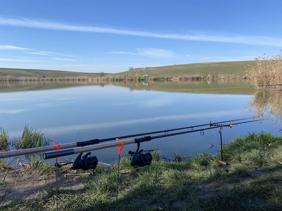 Vând Lansete de Înaltă Performanță Method Feeder