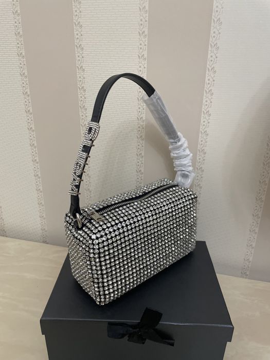 Сумка с камнями Wang