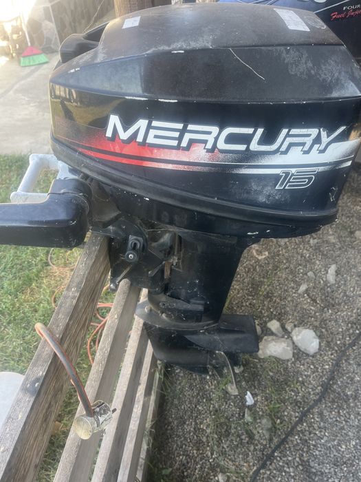 Motor barca Mercury 15 cp 2 timpi