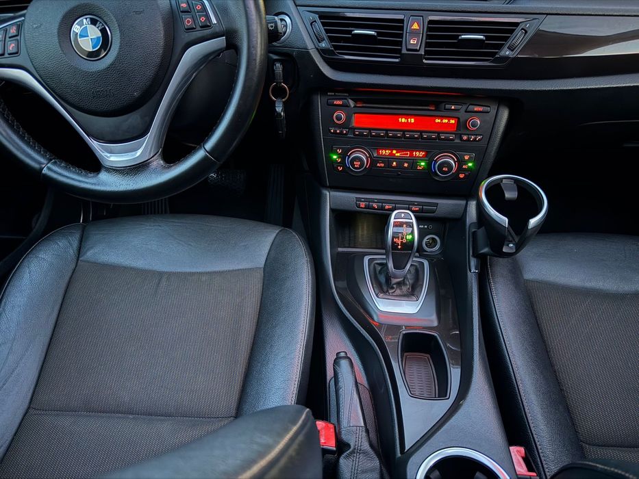 BMW X1 2013 — imagine 5