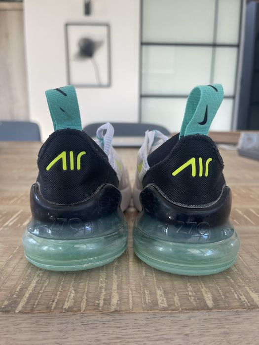 Kids' Air Max 270 Sneaker, EU 29.5