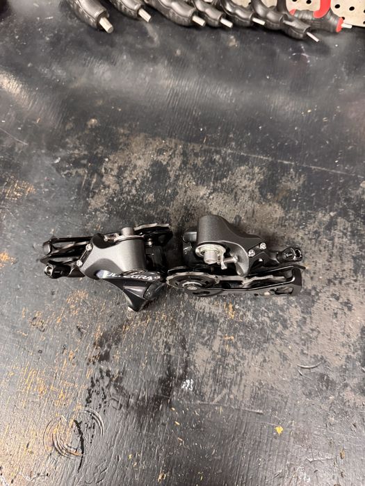 Schimbător pinioane Shimano Ultegra 6800