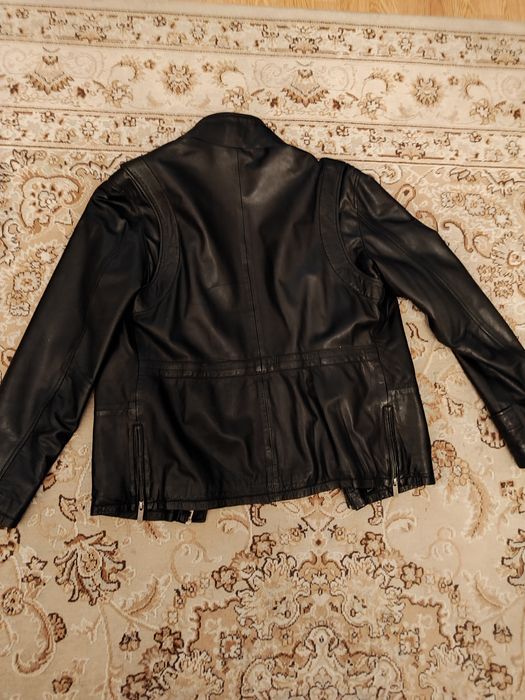 Кожанная куртка б/у