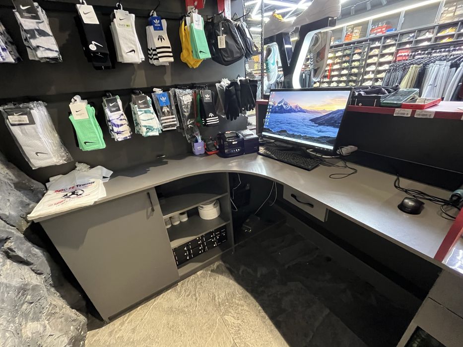 Оборудование для магазина.