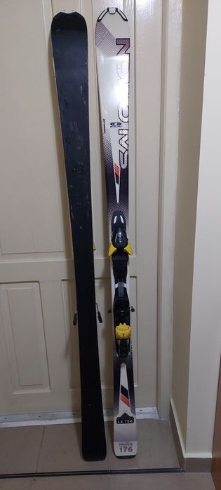 Schiuri Salomon Enduro, 176 cm cu legături. Folosite trei zile !