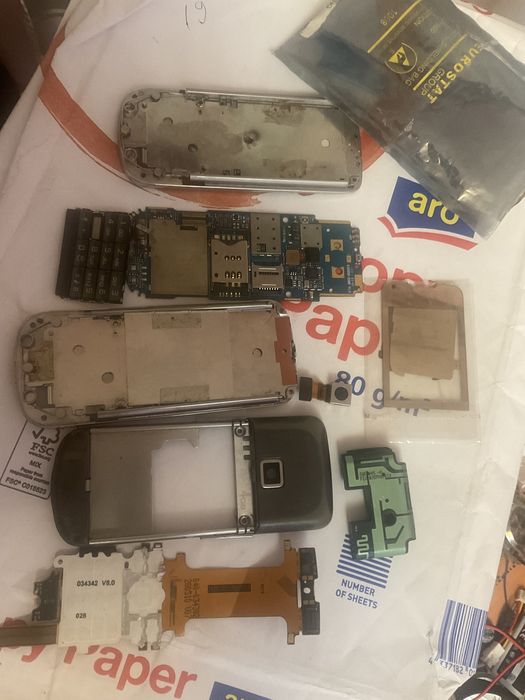 piese nokia 8800 arte,ce se vede in poza