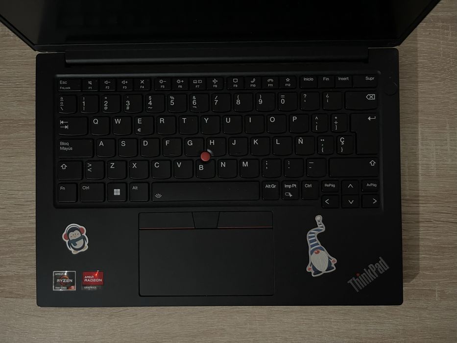 Laptop Lenovo Ryzen 5