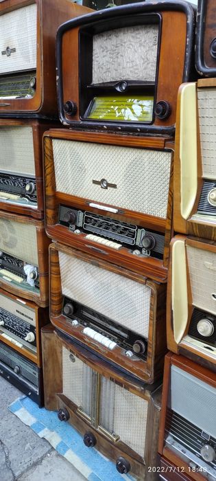Старое радио в рабочем состоянии