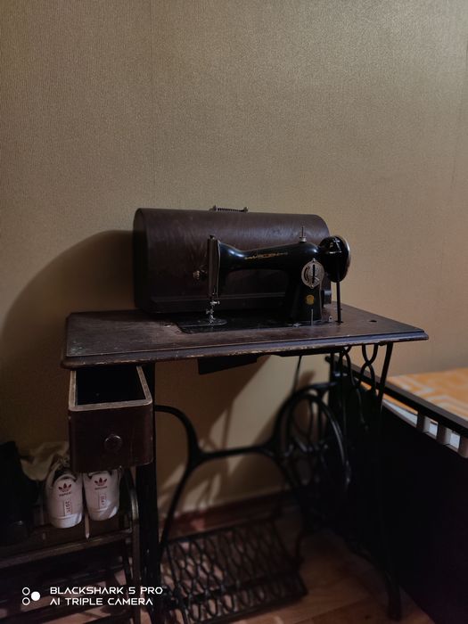 Швейная машина Раритет