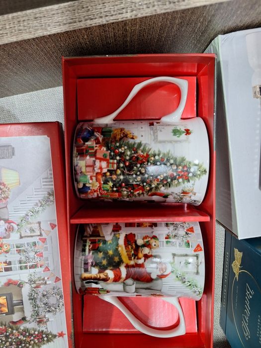 Коледен подаръчен сет от 2 чаши за чай или кафе