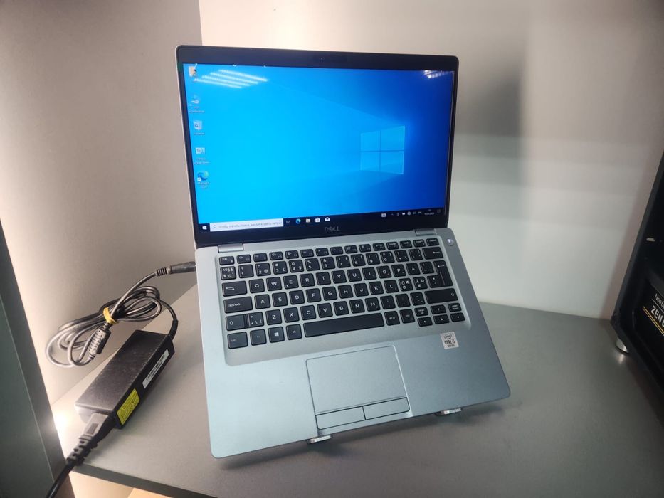Офисный ноутбук Dell