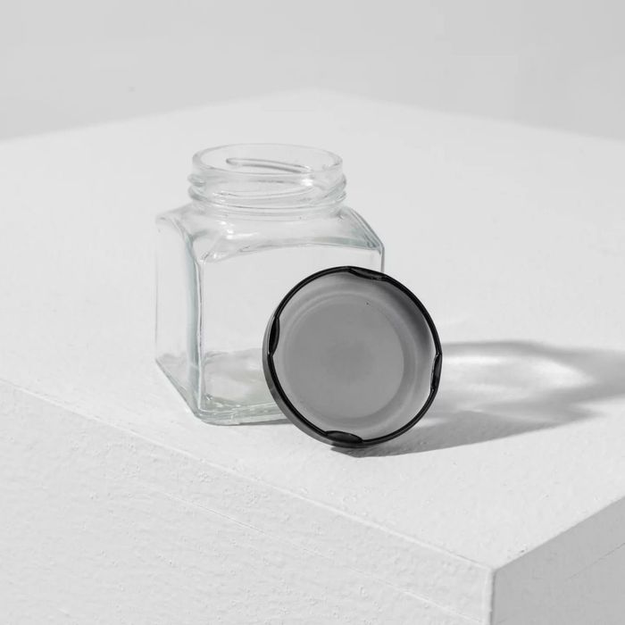 Новые стеклянные банка с крышкой