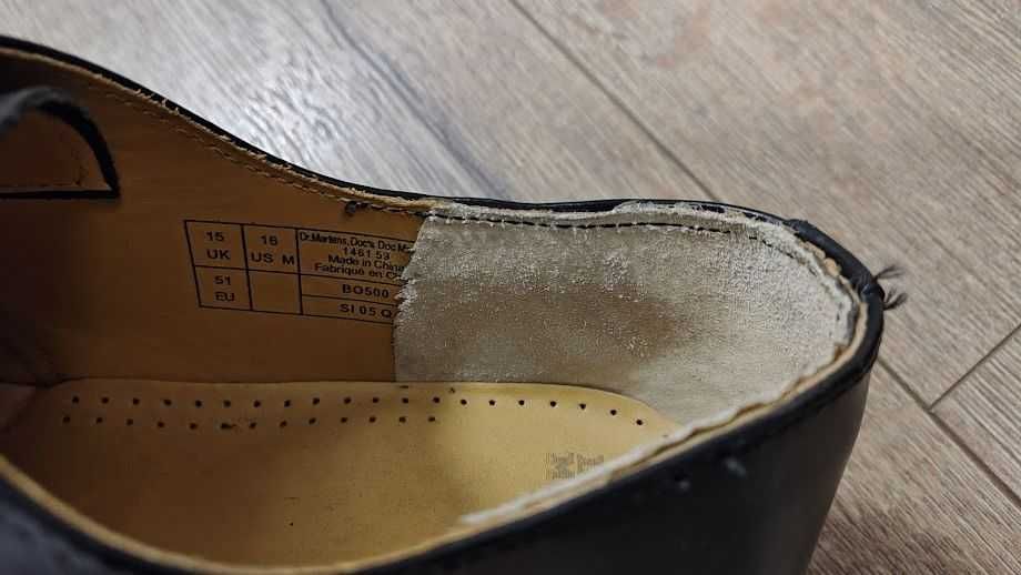 Обувки Dr. Martens ниски с жълти шевове, почти нови, размер 50/51
