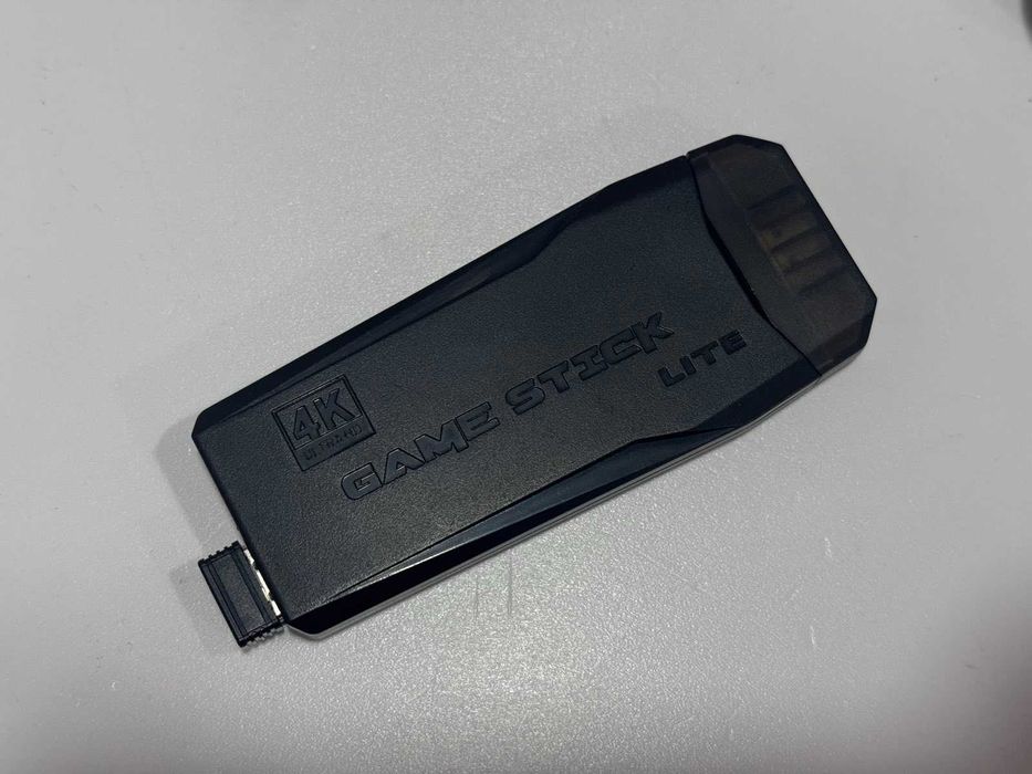 Ретро Конзола за игри / Флашка + 2 Джойстика