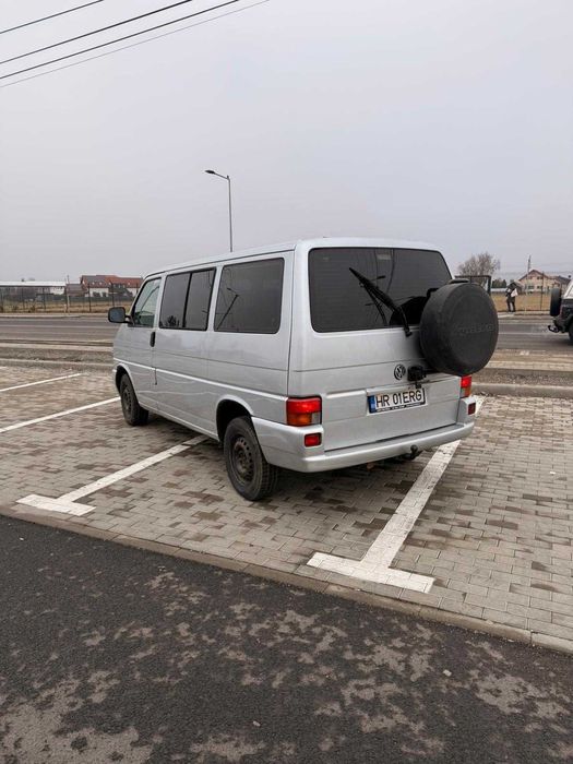 Volkswagen Caravelle microbuz