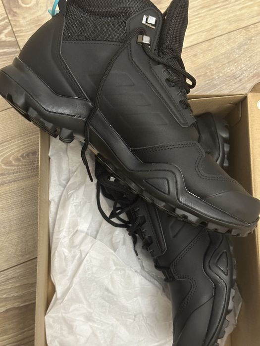 Кроссовки Adidas Terrex