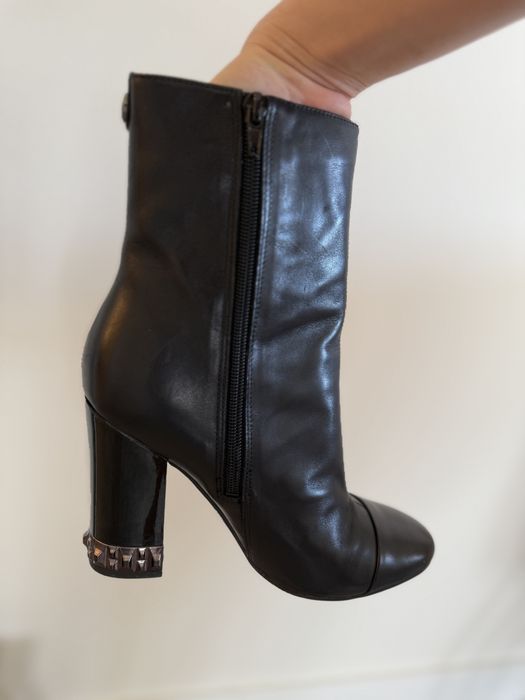 Ghete Guess cu toc gros